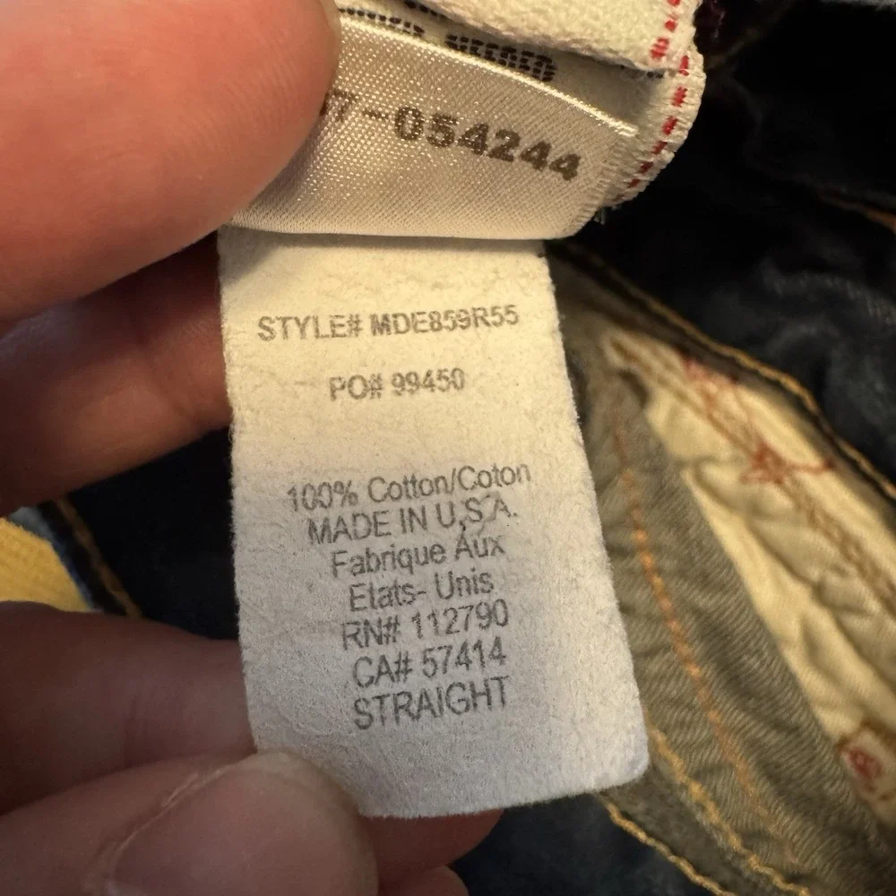 +Y2K True Religion Straight Leg Blue Jeans with Gold Embroidery Flaps - 38x32